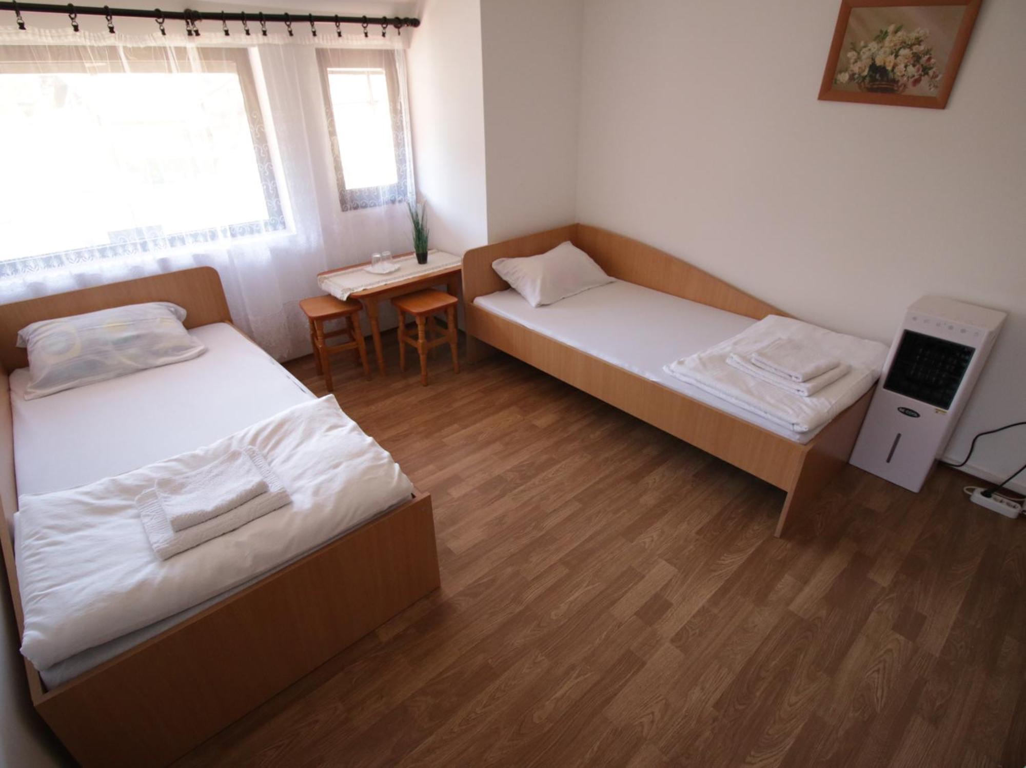 Rooms Jankovic Donji Milanovac Bagian luar foto